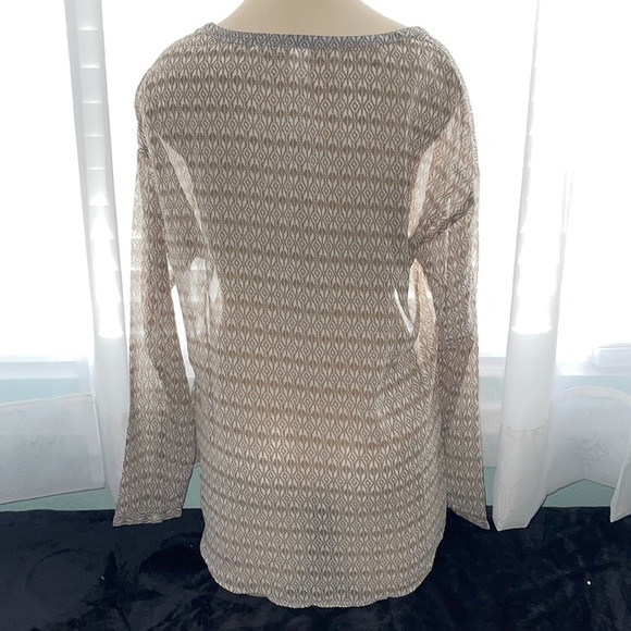 Patterned blouse - Picture 2 of 3